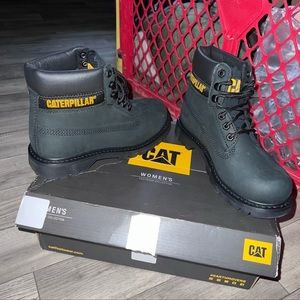 CAT women’s boot size 6